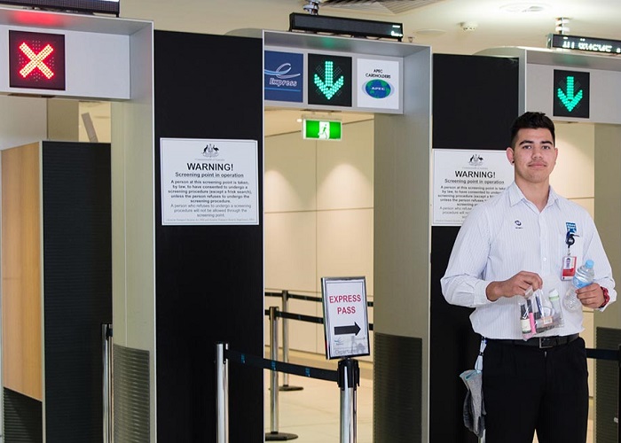 May-quet-an-ninh-chuyen-dung-giup-kiem-tra-va-sang-loc-con-nguoi